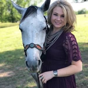 Meet your Posher, Bailey